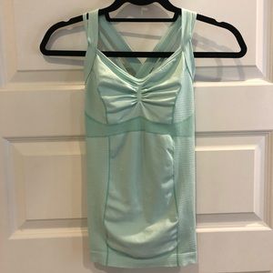 Zella Workout Top w Shelf Bra